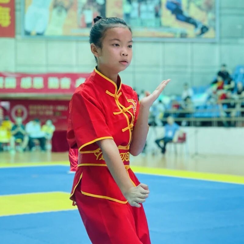 ic, 年在体育锻 ic, 年在体育锻